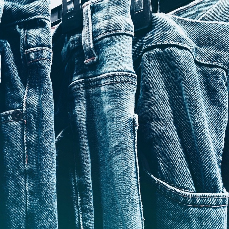 jeans