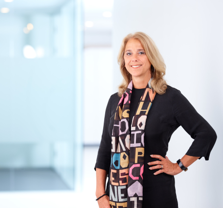NLO Manager HR & Facilities | Dana Corbeau