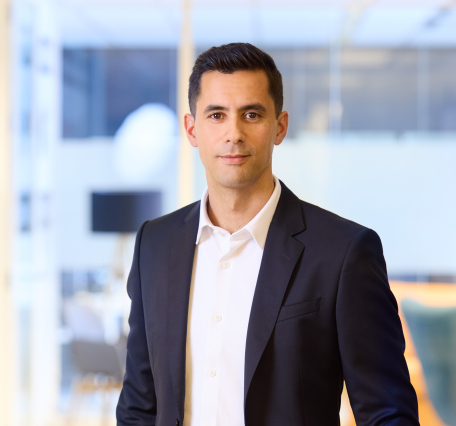 NLO Associate Partner, Trademark and Design Attorney Peter Simonis 