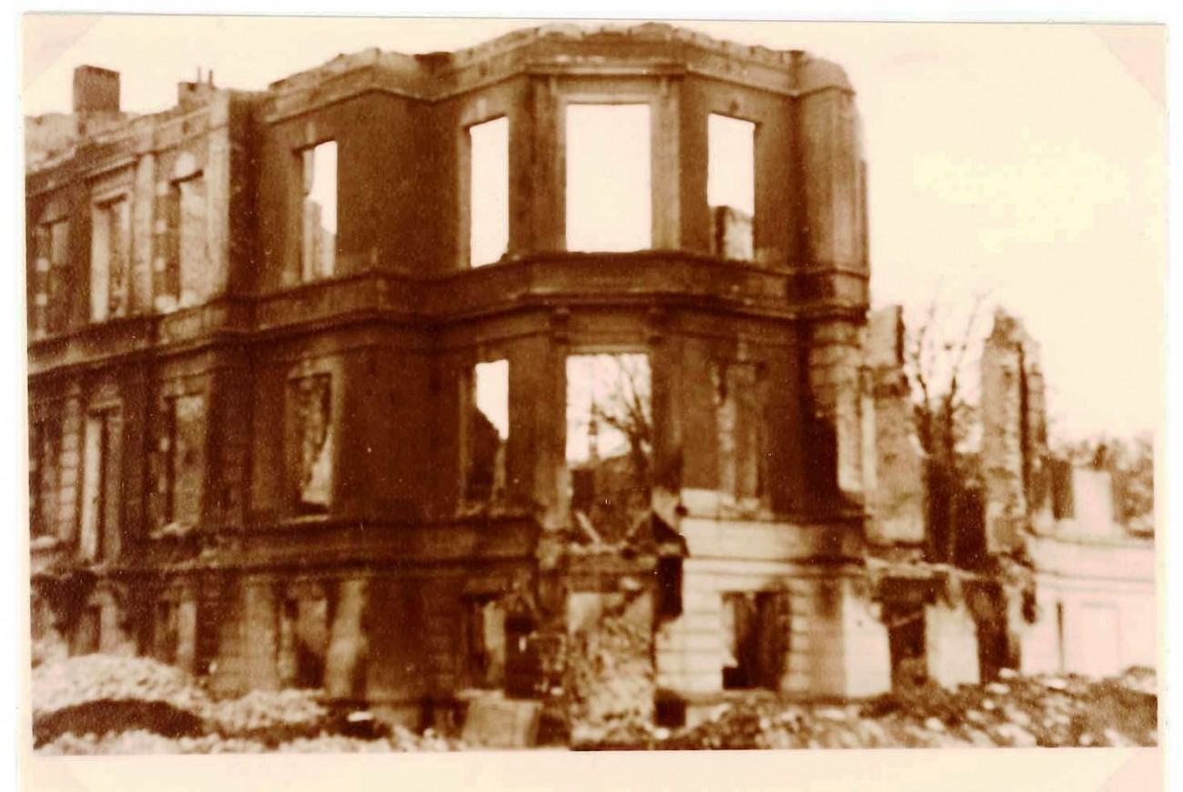 NLO-kantoor na het bombardement